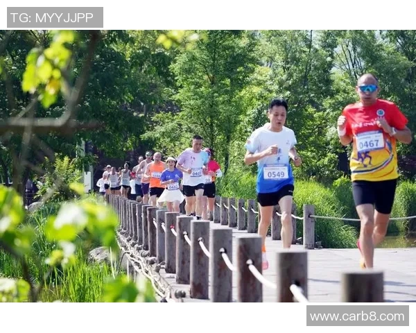 重庆极限运动队在马拉松大满贯中的精彩表现与实力分析