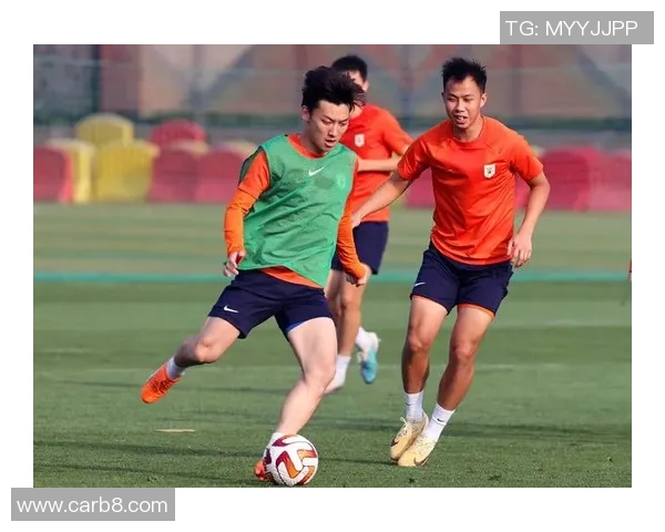 北京足球队盯防策略分析与比赛表现的得失总结